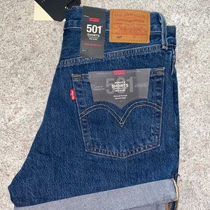 LEVI JEAN SHORTS